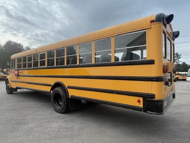 2013 International CE School Bus - Image 15