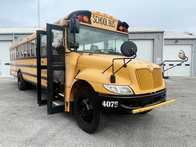 2013 International CE School Bus - Image 2