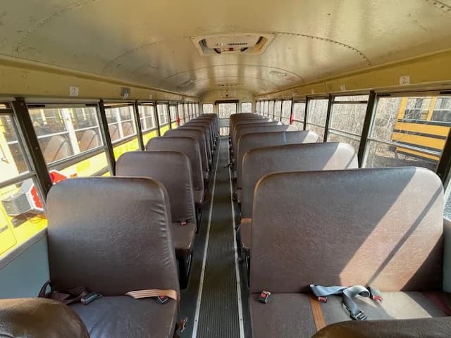 2013 International CE School Bus - Image 10