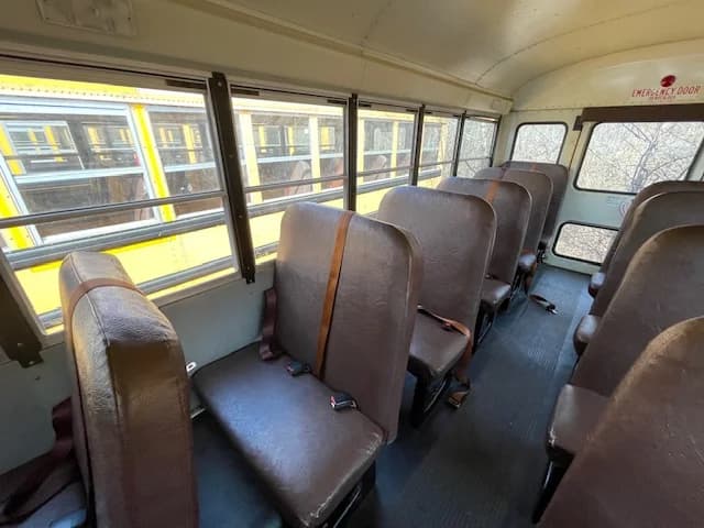 2014 International NJ Spec 54 School Bus - Image 5
