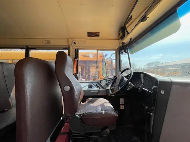 2014 International NJ Spec 54 School Bus - Image 9