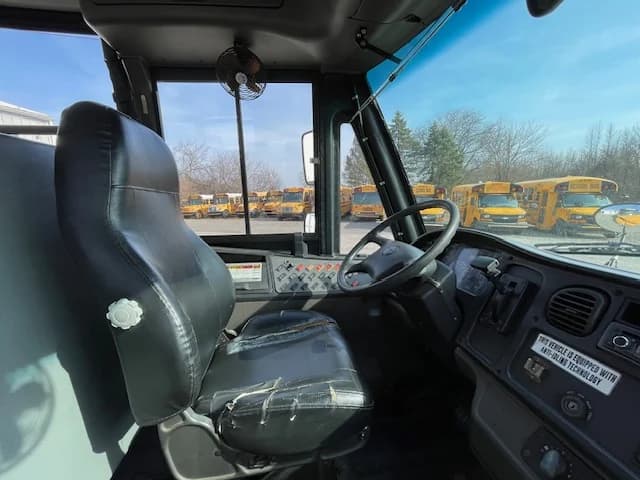2011 Freightliner Thomas NJ Spec School Bus - Image 15