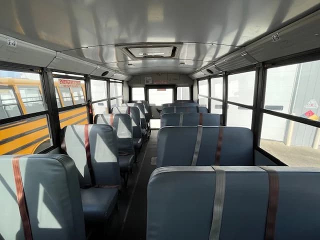 2011 Freightliner Thomas NJ Spec School Bus - Image 11