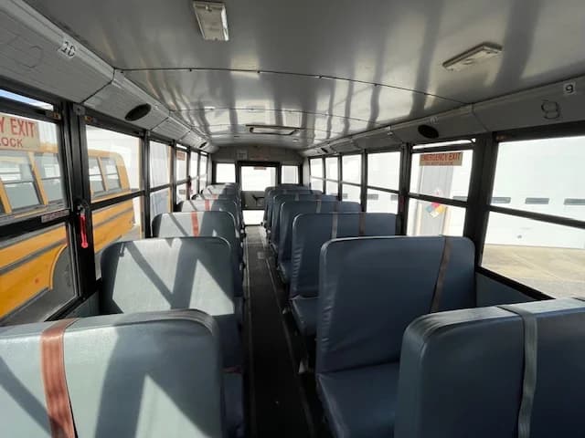 2011 Freightliner Thomas NJ Spec School Bus - Image 12