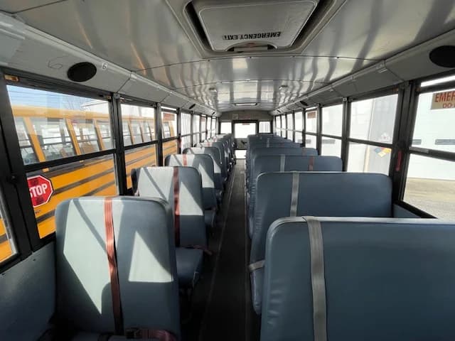 2011 Freightliner Thomas NJ Spec School Bus - Image 13