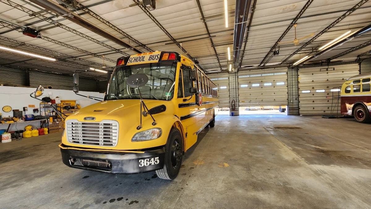2011 Freightliner Thomas NJ 54 School Bus - Image 11