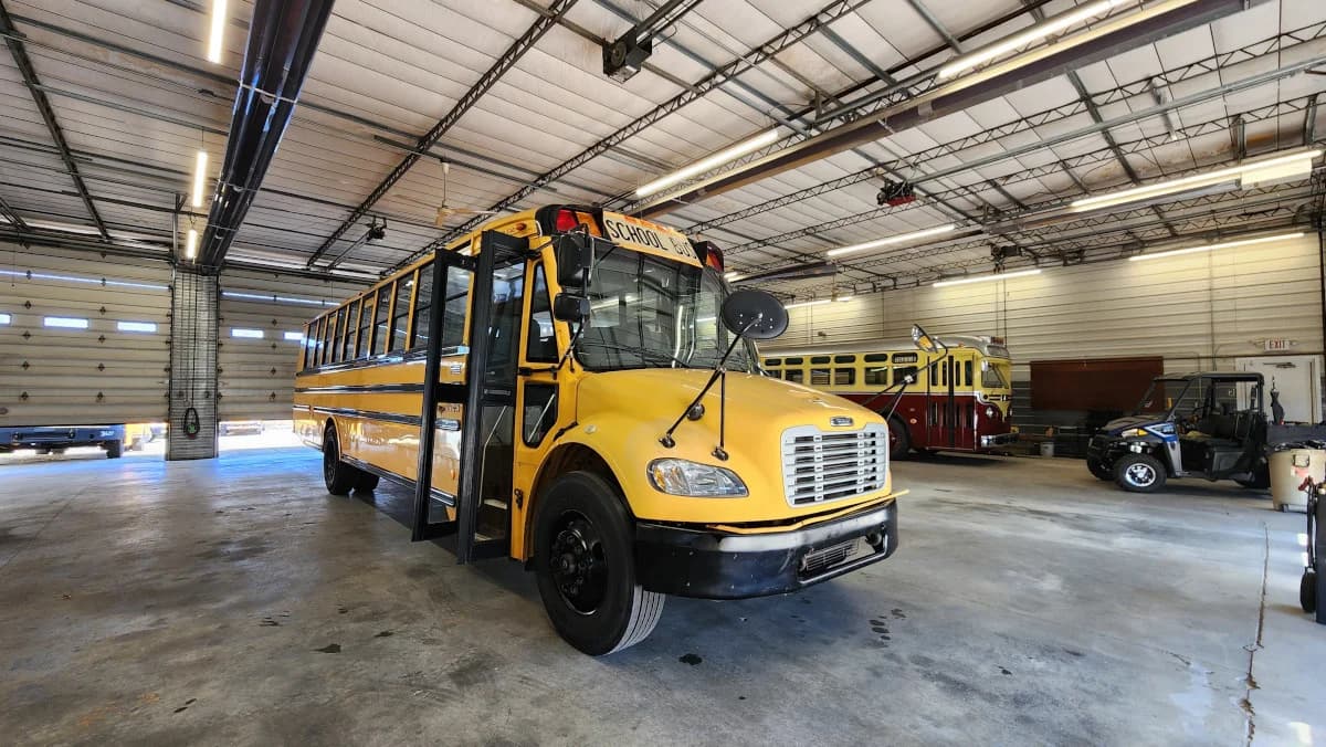 2011 Freightliner Thomas NJ 54 School Bus - Image 12