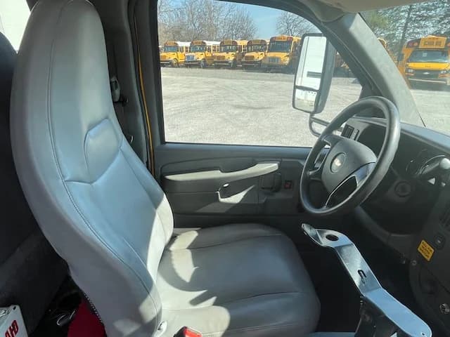 2013 Chevrolet 3500 Collins NJ Spec 24 Pass Mini School Bus - Image 4
