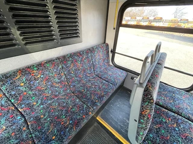 2008 Gillig Low Floor 28 FT Transit - Image 19