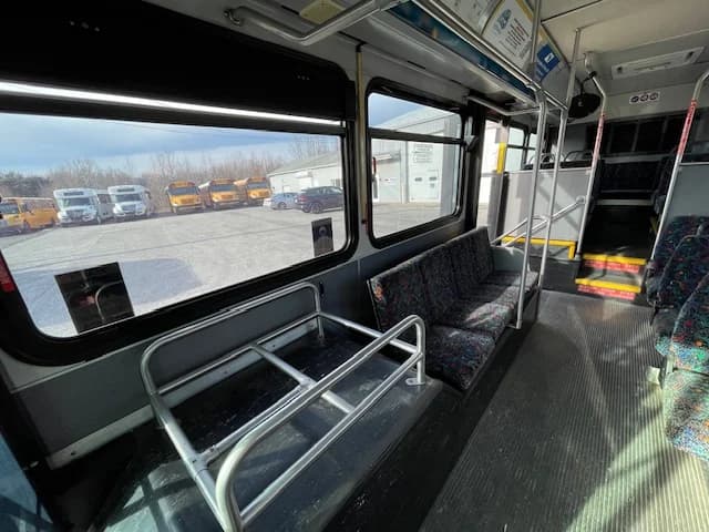 2008 Gillig Low Floor 28 FT Transit - Image 29