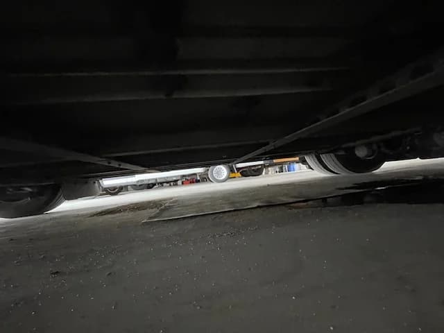 2008 Gillig Low Floor 28 FT Transit - Image 8