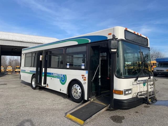 2008 Gillig Low Floor 28 FT Transit - Image 43