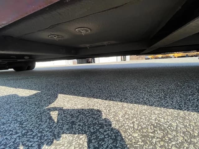 Low Floor Transit #50027 - Image 10