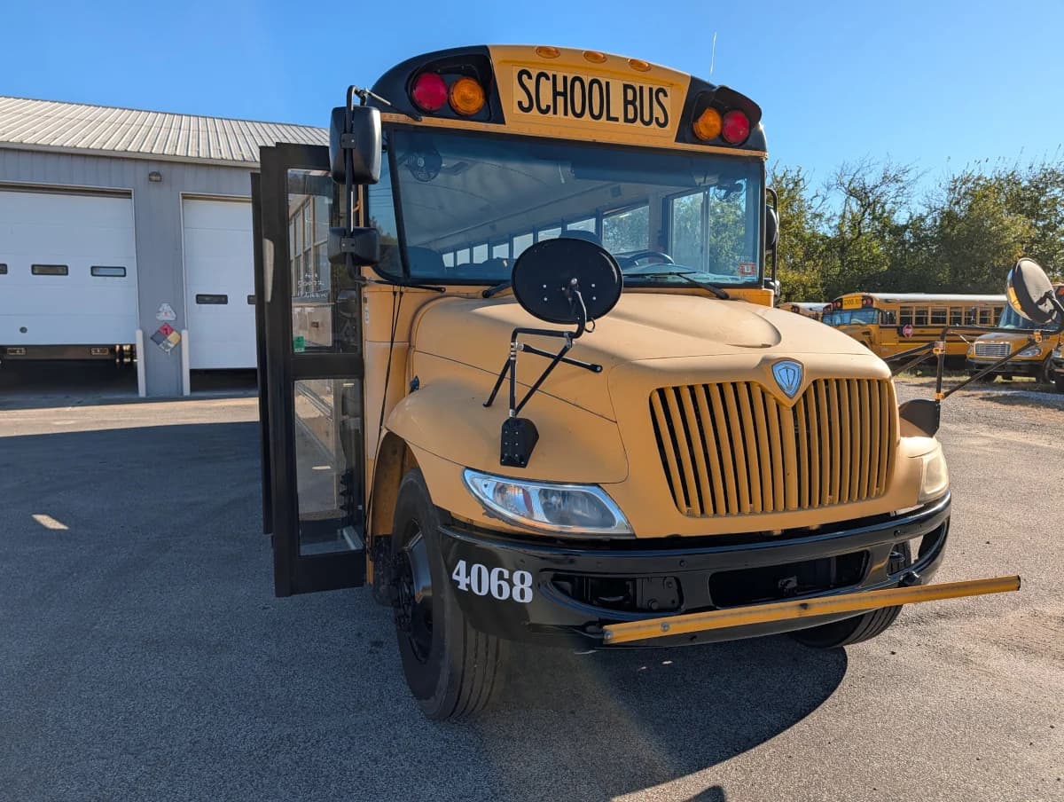 2013 International CE bus