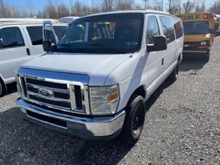 2009 Ford E-150 bus