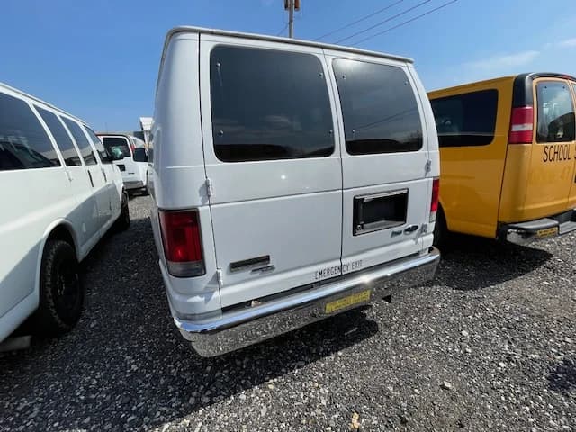 2010 Ford 9 Passenger School Van - Image 3