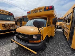 2012 Chevrolet Express bus
