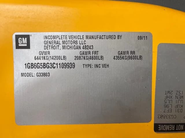2012 Chevrolet Express Collins 30 Pass School Bus - Image 14