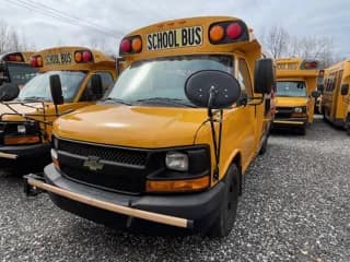 2013 Chevrolet Express bus