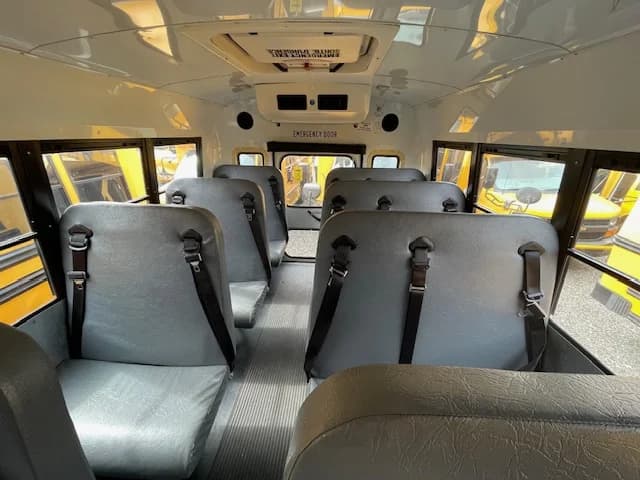 Express #50038 - Image 8