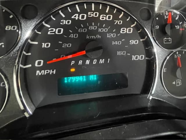 2013 Chevrolet Blue Bird 20 Passenger - Image 11