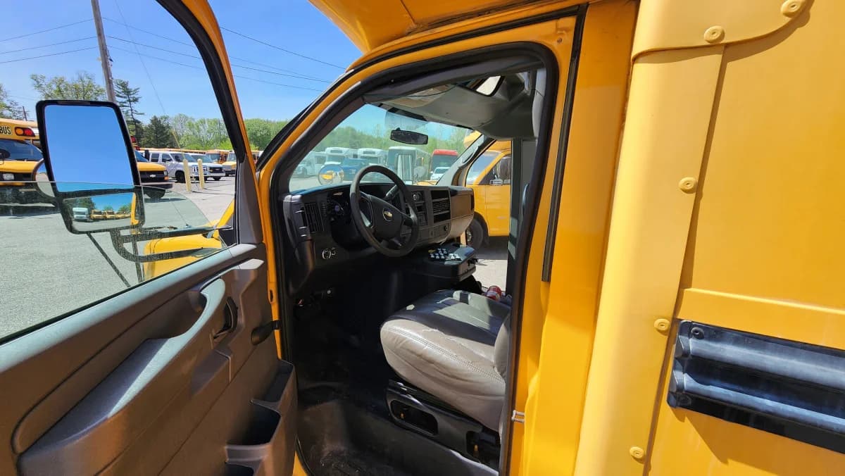 2013 Chevrolet Micro Bird ADA Access - Image 21