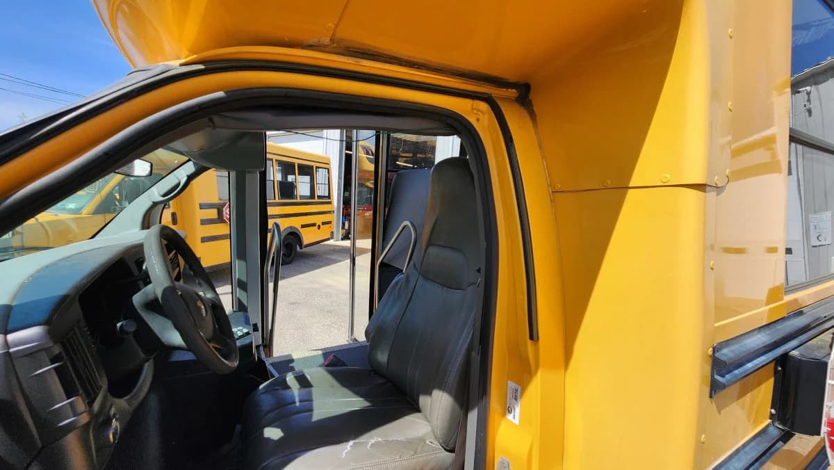 2013 Chevrolet Micro Bird ADA Access - Image 22