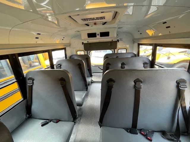 2014 Chevrolet 20 Passenger Blue Bird - Image 10