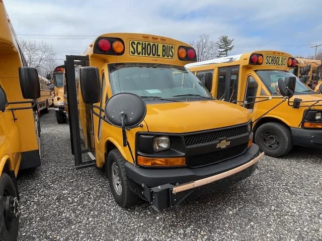 2014 Chevrolet Express Blue Bird 20 Passenger School Bus - Image 2