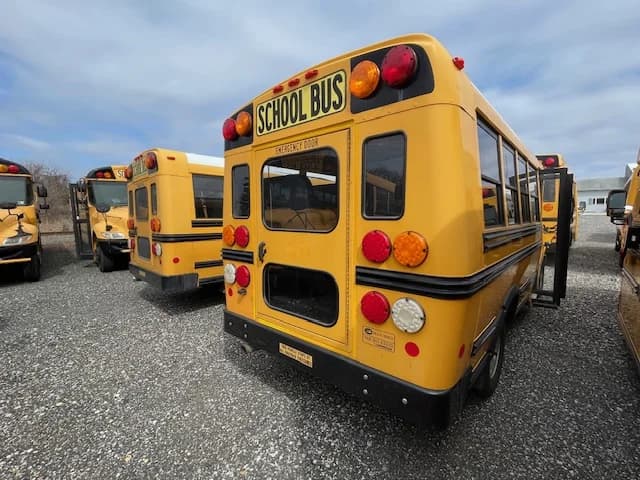 2014 Chevrolet Express Blue Bird 20 Passenger School Bus - Image 4