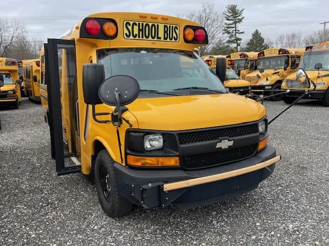 2014 Chevrolet Express Blue Bird 20 Passenger School Bus - Image 10