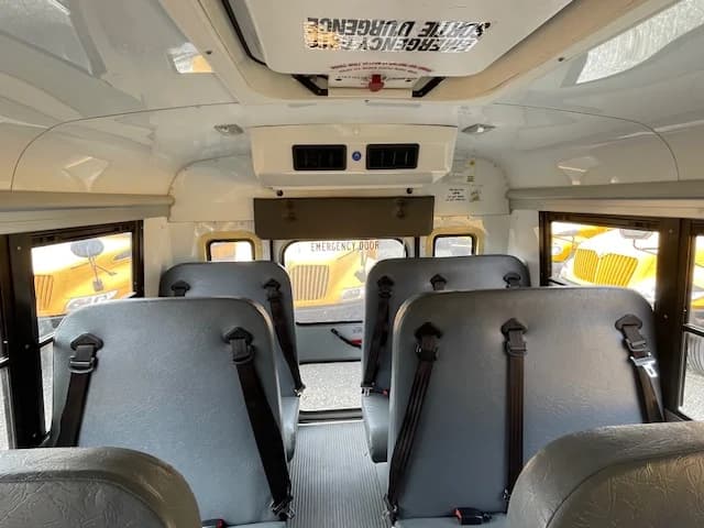 2014 Chevrolet Micro Bird 20 Passenger - Image 7