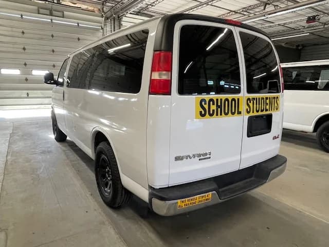 2014 GMC School Passenger Van - Image 3