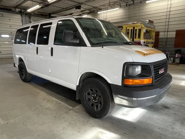 2014 GMC School Passenger Van - Image 20