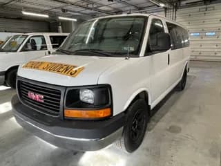 2014 GMC Savana 1500 LS bus