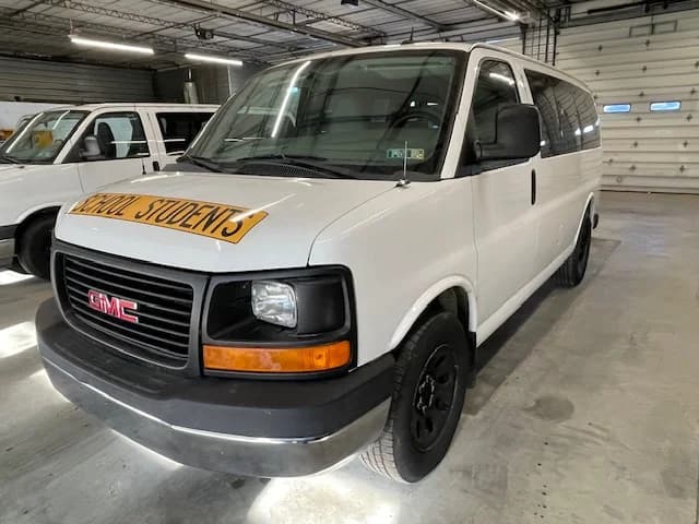2014 GMC School Passenger Van - Image 1