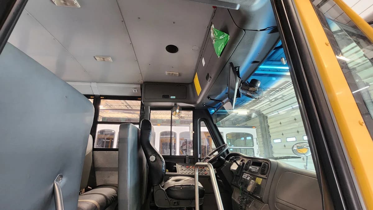 2011 Freightliner Thomas NJ 54 - Image 6