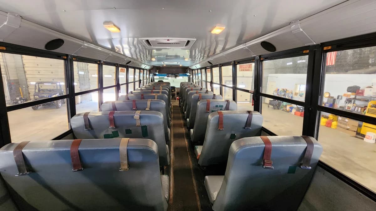 2011 Freightliner Thomas NJ 54 - Image 9