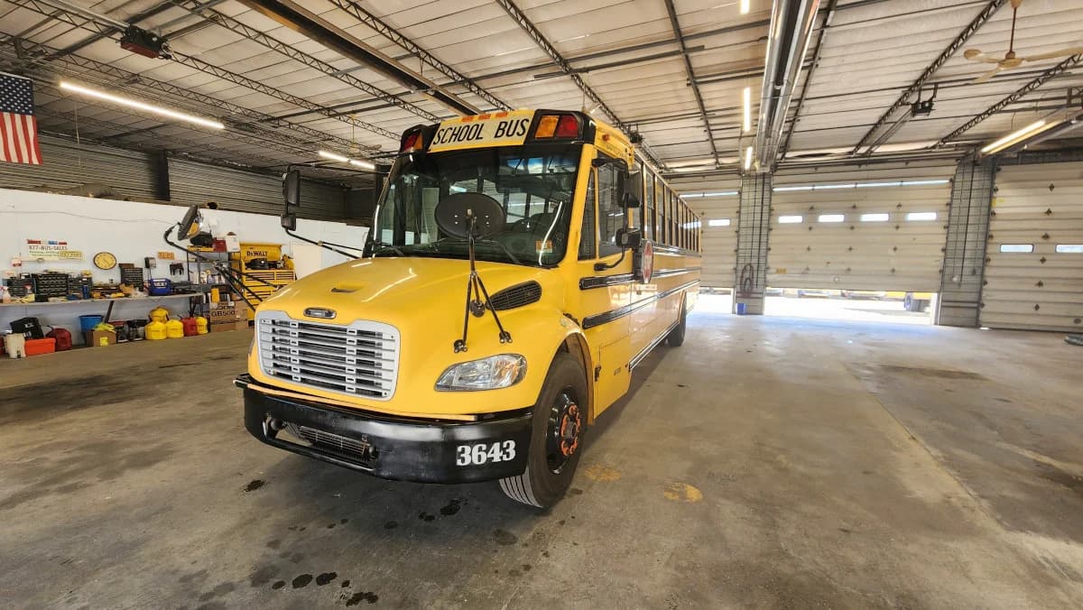 2011 Freightliner Thomas NJ 54 - Image 15