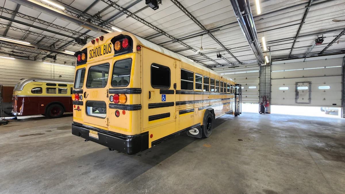 2011 Blue Bird Vision A/C - Image 3