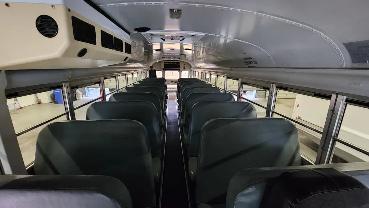 2011 Blue Bird Handy Bus A/C ADA - Image 7
