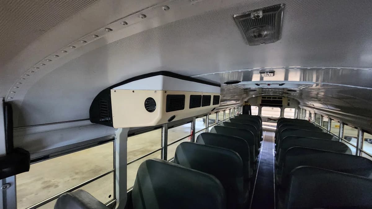 2011 Blue Bird Handy Bus A/C ADA - Image 8