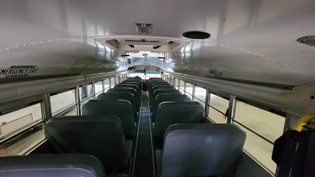 2012 Blue Bird Handy Bus ADA - Image 10