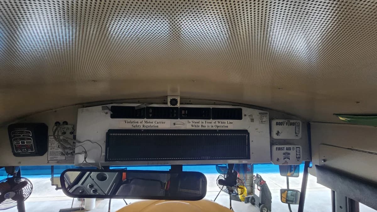 2013 International CE A/C ADA Bus - Image 7