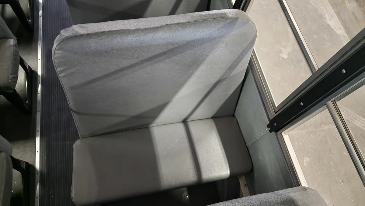 2013 International CE A/C ADA Bus - Image 15