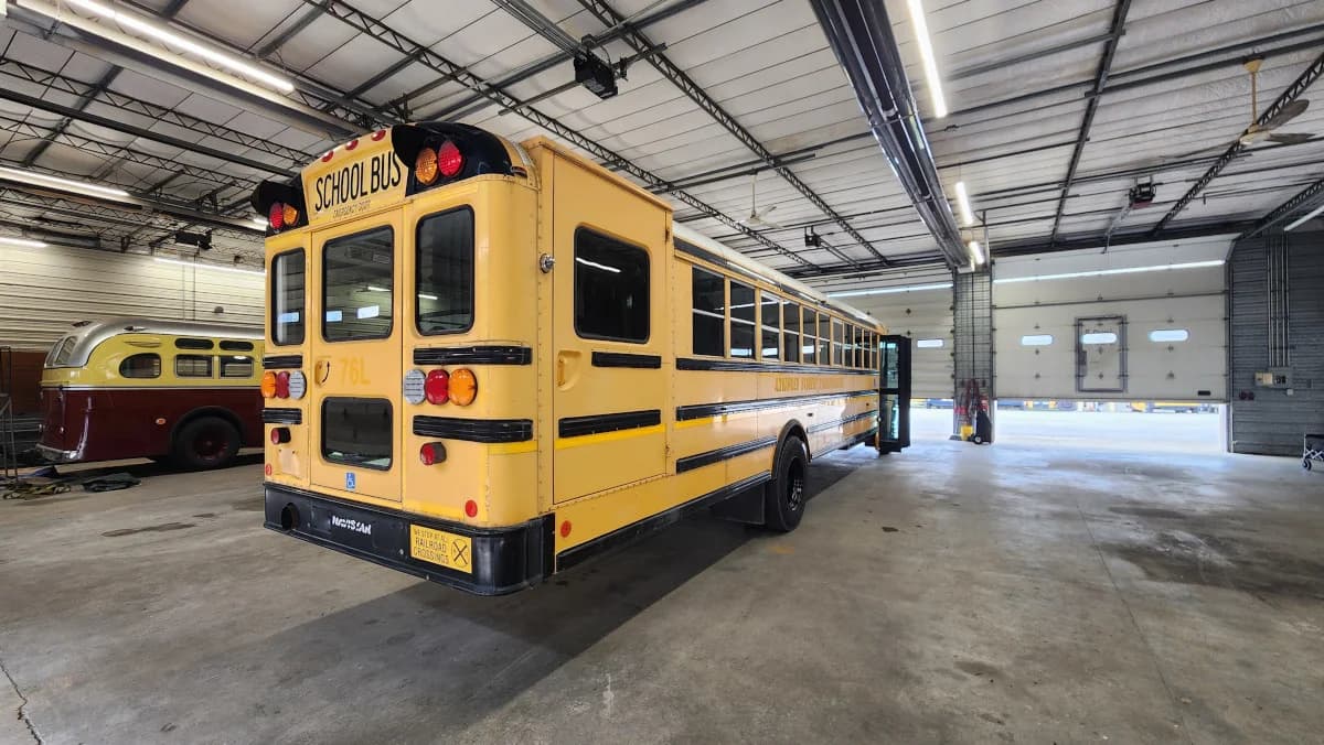 2013 International CE A/C ADA Bus - Image 3