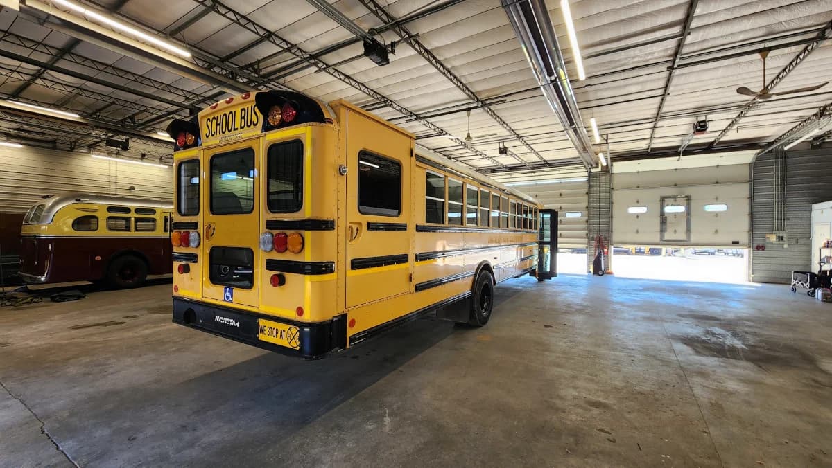 2014 International CE A/C ADA Bus - Image 3