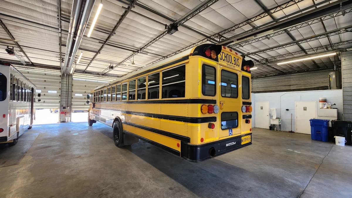 2014 International CE A/C ADA Bus - Image 4