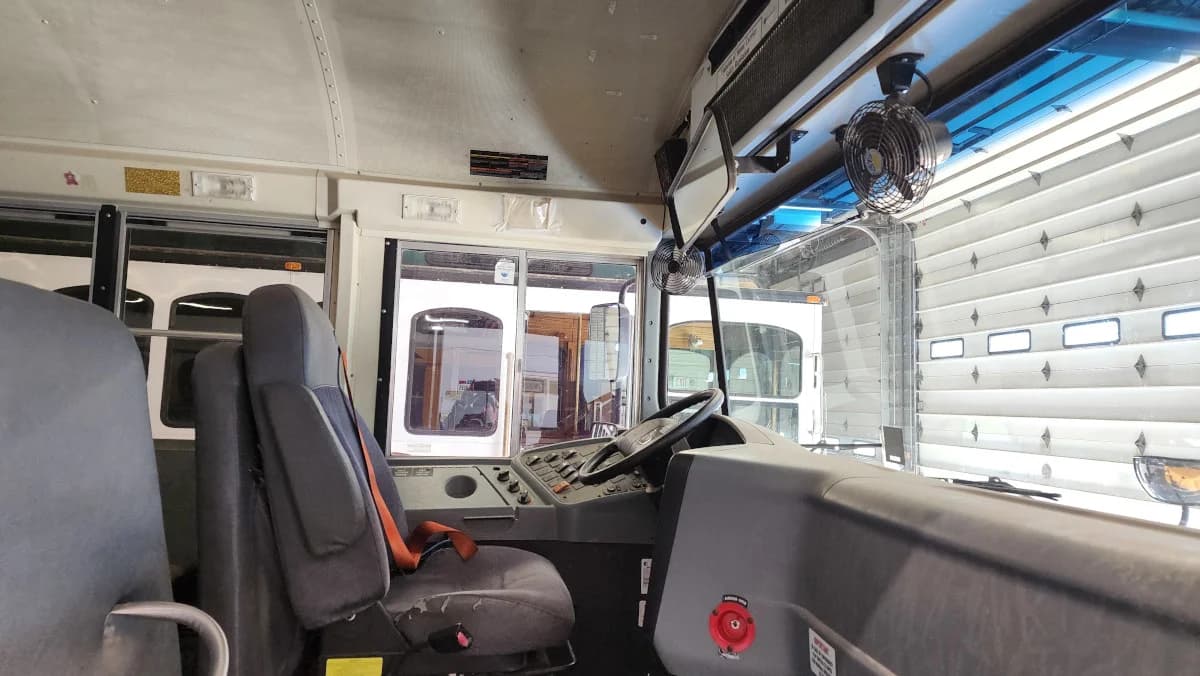 2014 International CE A/C ADA Bus - Image 6