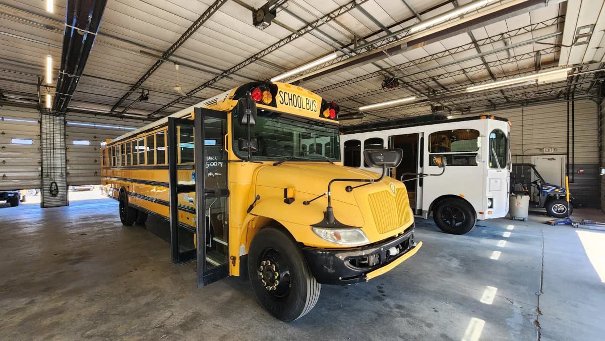 2014 International CE A/C ADA Bus - Image 17